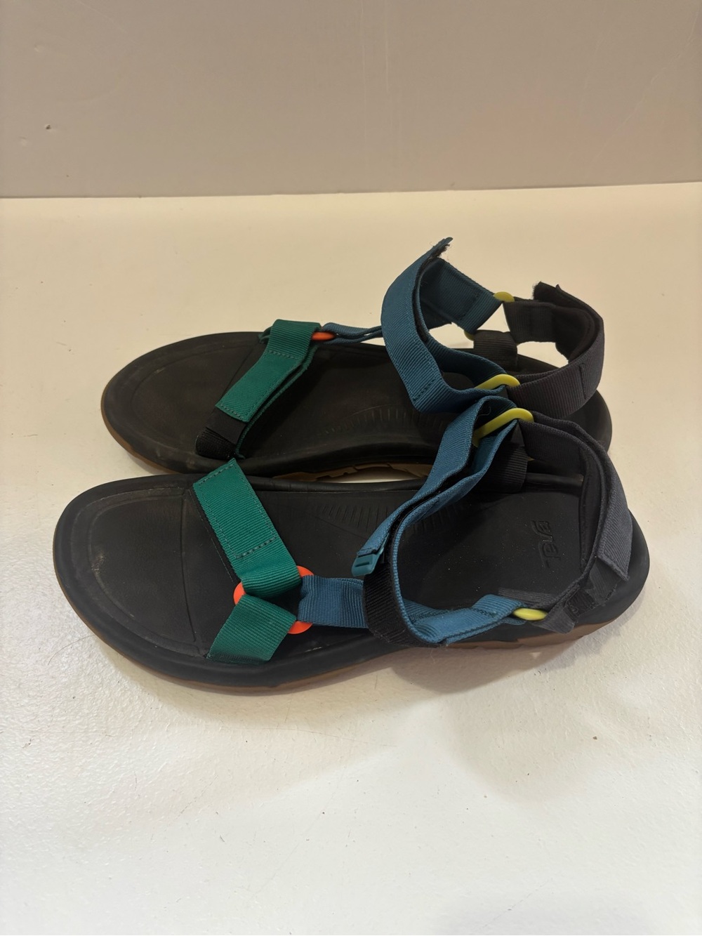 Teva Men's Hurricane XLT2 sport sandals blue size US 10